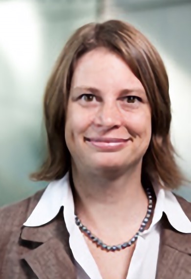 Dolmetscher*in Jennie Dau
